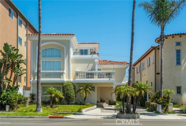 Primary Photo - 1206 S Catalina Ave