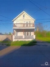 Building Photo - 993 Smith St