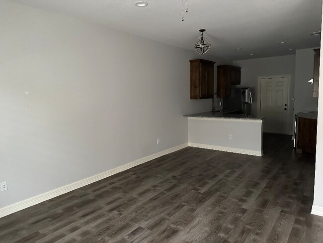 Foto del edificio - 204 Northwood Blvd