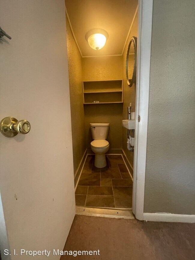 Foto del edificio - 3 br, 1.5 bath House - 810 DuQuoin