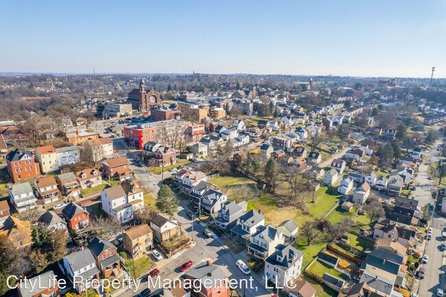 Building Photo - 3 br, 1 bath House - 115 W Cherryhill Street