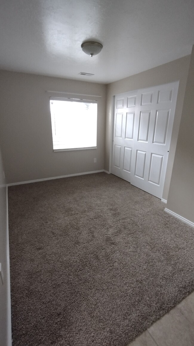 Room2 - 6875 S Adventure Way