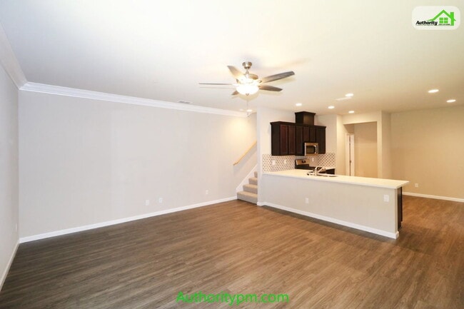 Building Photo - 844 Mission De Oro Dr