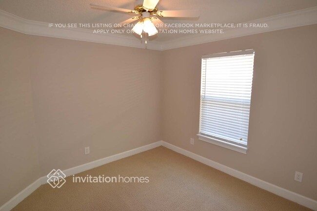 Foto del edificio - 1141 Hidden Cove Cir N