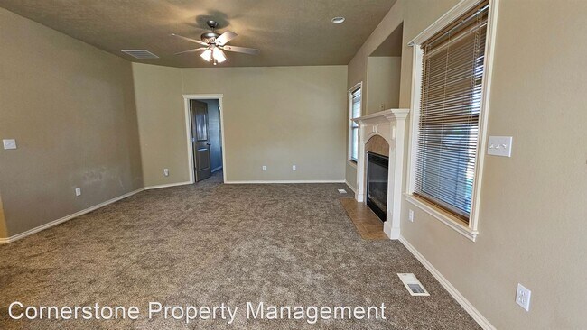 Foto del edificio - 3 br, 2.5 bath House - 4418 N Rhodes Ave