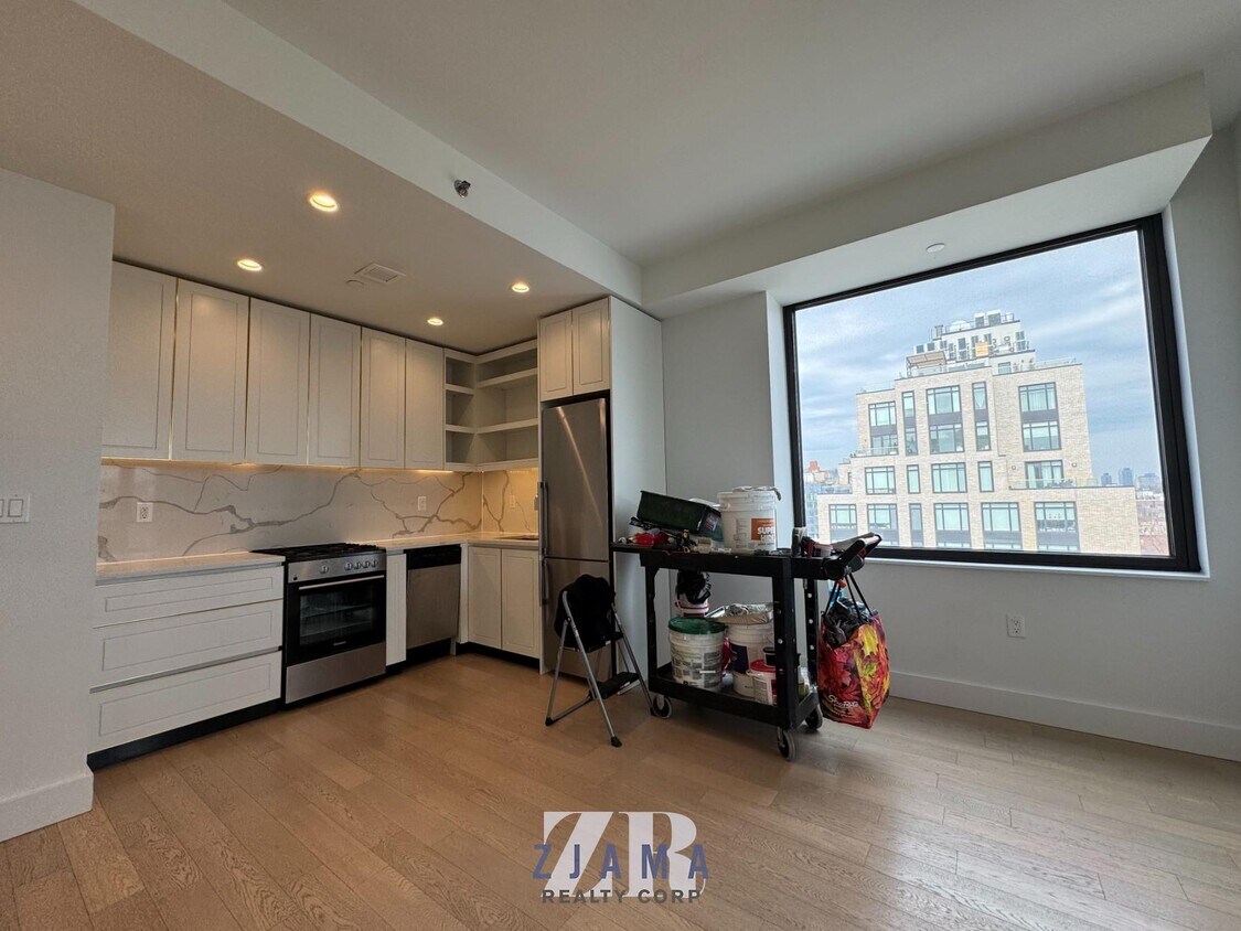 Foto principal - 635 4th Ave Ave