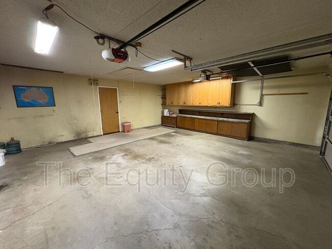 Foto del edificio - 733 N Fulgham Ct