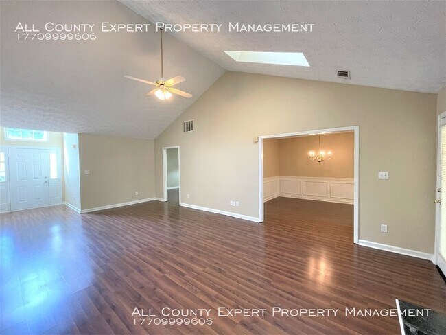 Foto del edificio - Awesome Ranch in Lilburn