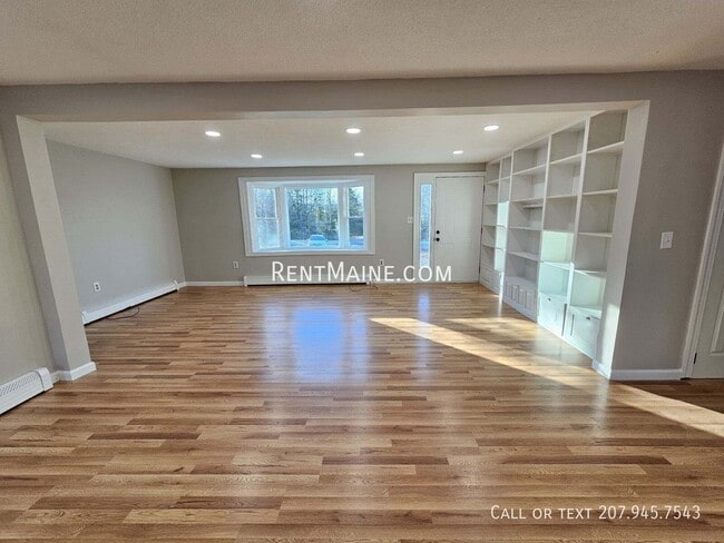 Foto del edificio - 346 Clark Hill Rd