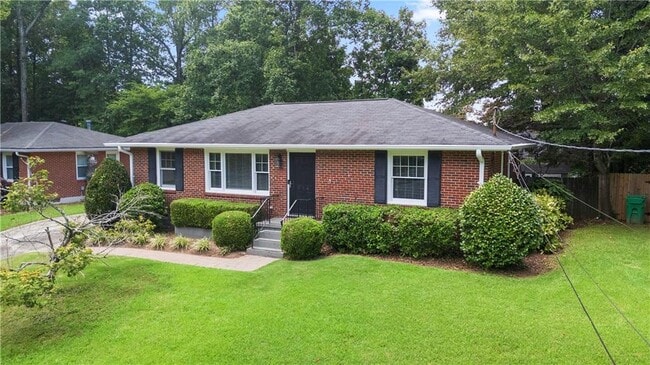 Building Photo - 914 Willivee Dr