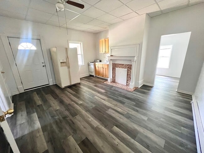 Building Photo - 505 Dawson Ave