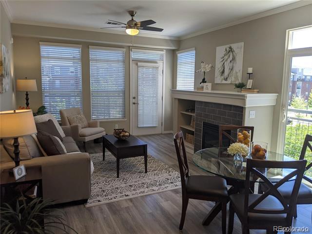 Foto del edificio - 10176 Park Meadows Dr