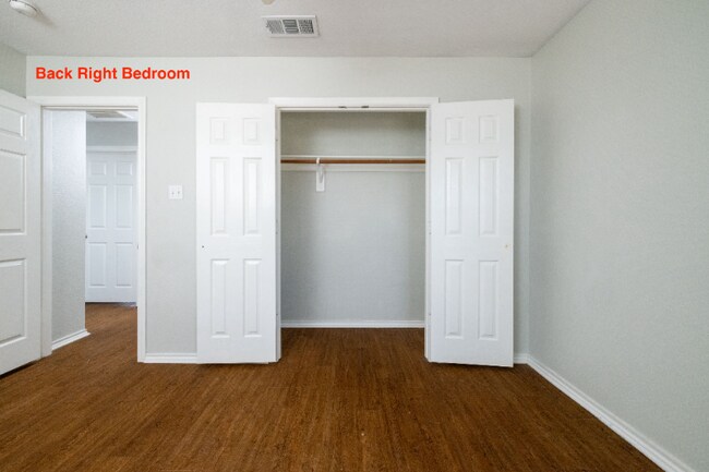 Building Photo - 2825 Bull Shoals Dr