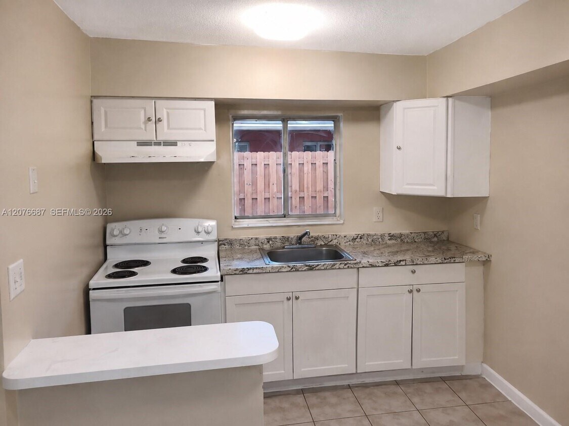 Building Photo - 7380 NW 38th St