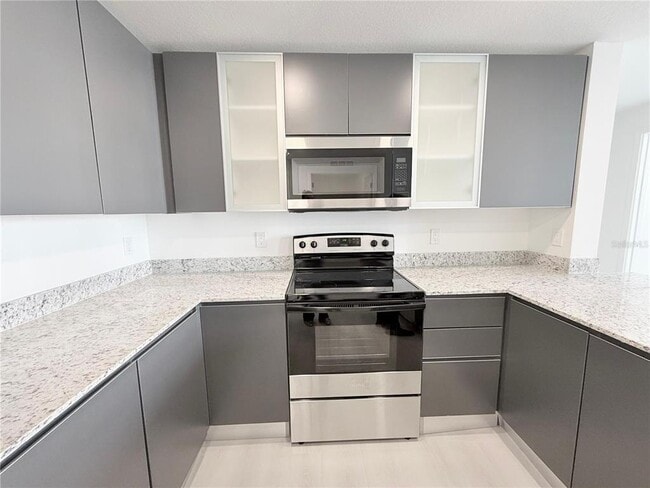 Foto del edificio - 5587 Millennia Park Dr