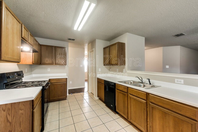 Foto del edificio - 1117 Scarlet Sage Pkwy