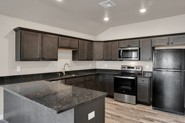 Building Photo - 412 S Lisa Ct