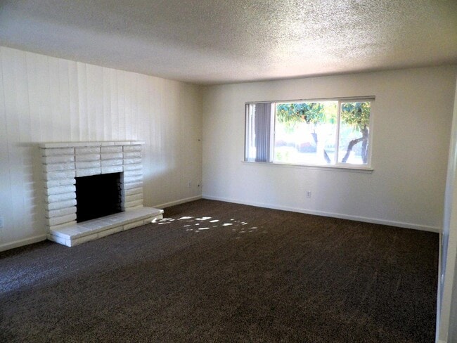 Foto del edificio - 5293 N 4th St