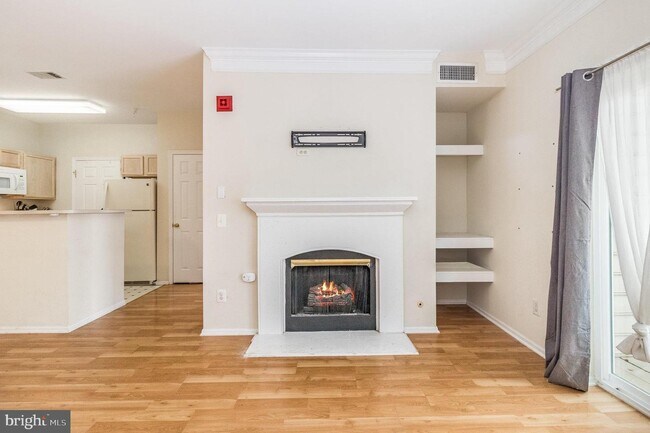 Foto del edificio - 1601 Spring Gate Dr.