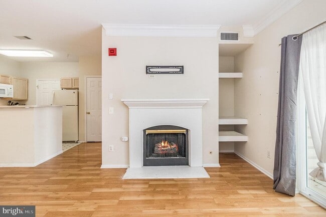 Building Photo - 1601 Spring Gate Dr.