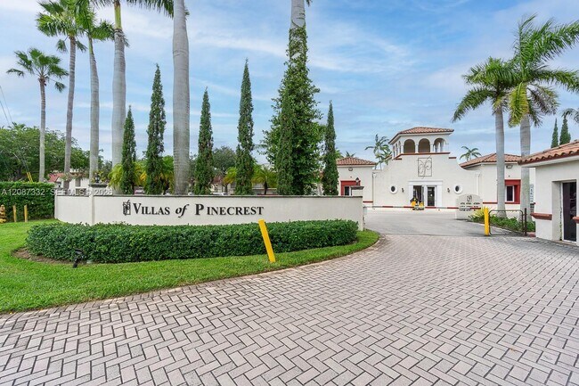 Foto del edificio - 8650 SW 67th Ave