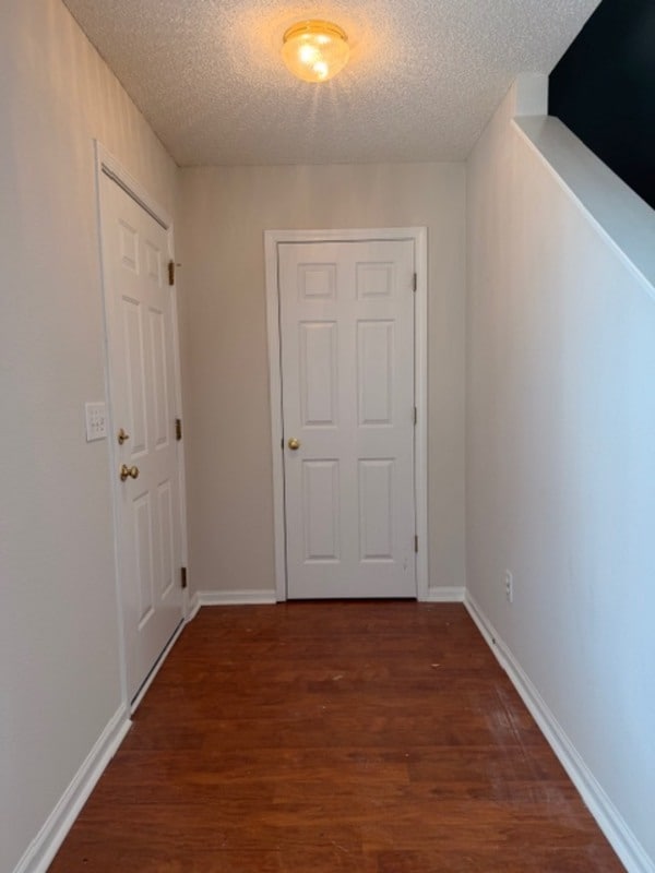 Foto del edificio - 412 Killian Green Dr