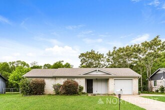 Building Photo - 1238 Saturn Dr