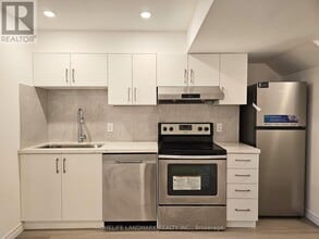 Building Photo - 9 Frisinger Ln