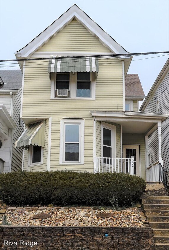 582 4th St, Pitcairn, PA 15140 House Rental in Pitcairn, PA