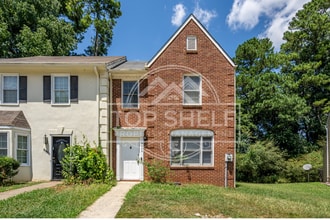 Building Photo - 2928 Governors Ct