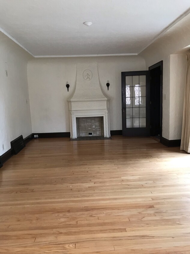 Foto del edificio - 531 N 63rd St