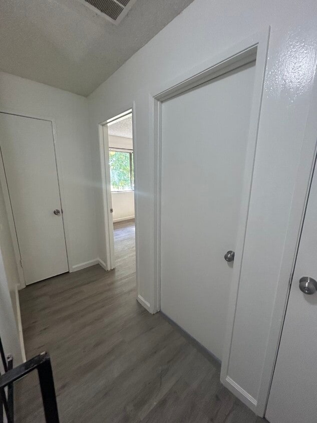 Foto del edificio - 2658 W Fairmont Ave