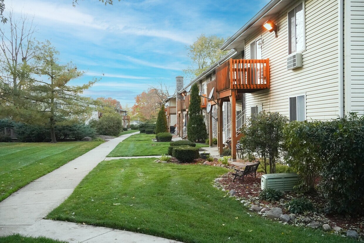 2700 Light Road Unit 212, Oswego, IL 60543 Condo for Rent in Oswego