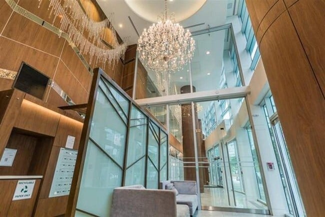 Photo du bâtiment - 68 Smithe St