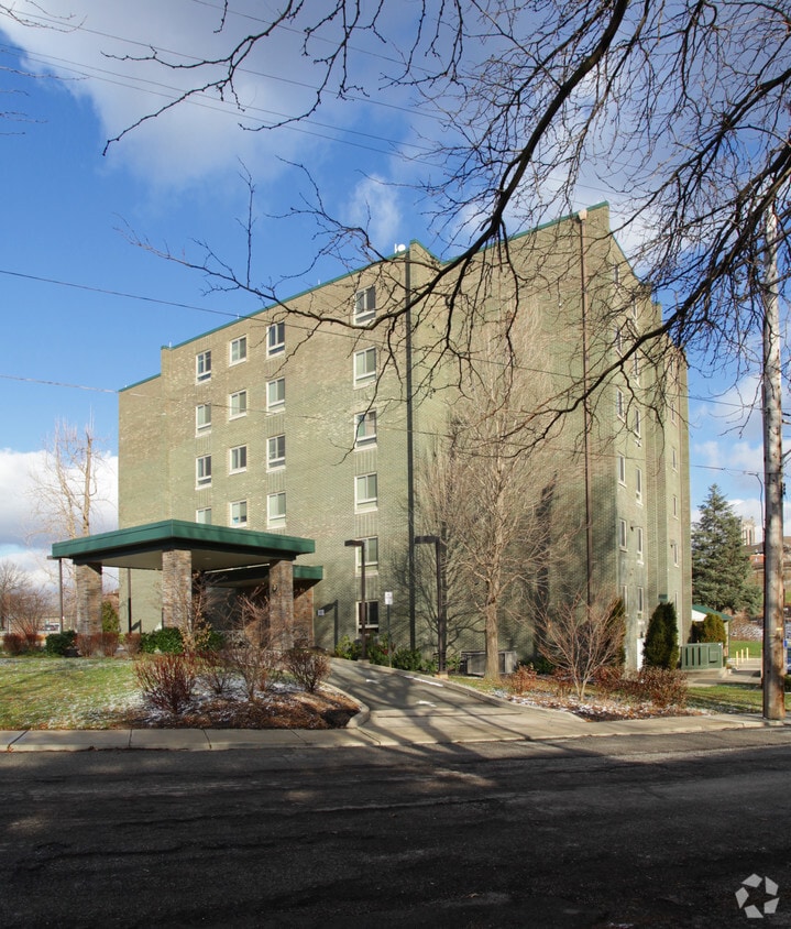 Building Photo - Dumplin Hall