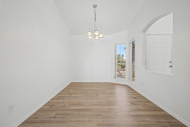 Building Photo - 20633 N 63rd Dr