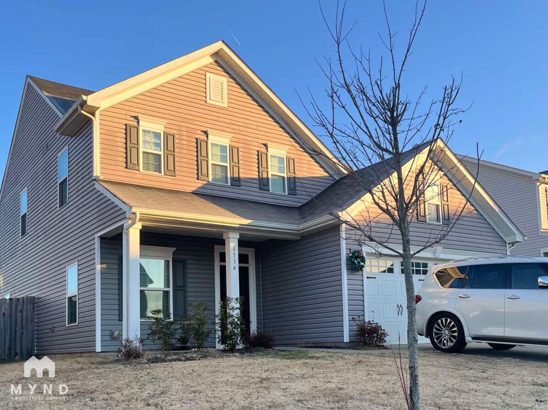 Primary Photo - 1534 Spruce Ln