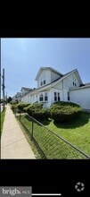 Building Photo - 2126 Redwood Ave