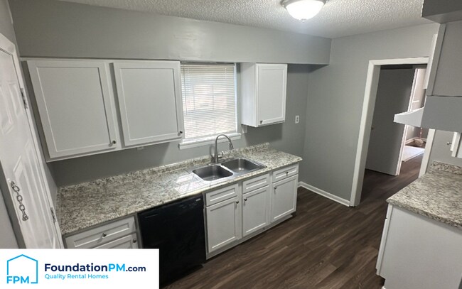 Foto del edificio - 3124 Monterrey Square