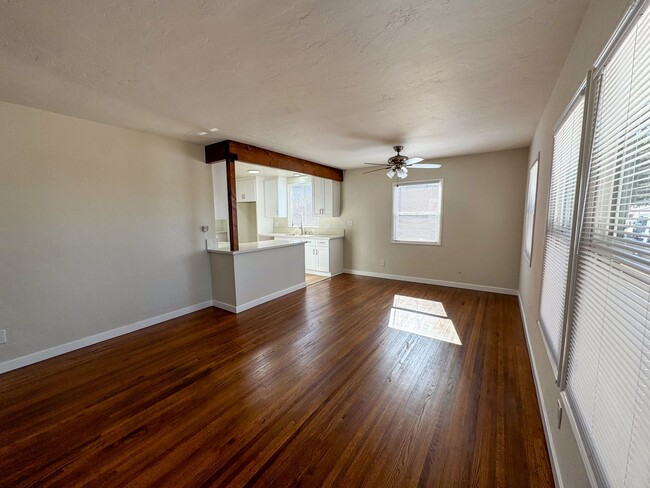 Foto del edificio - El Cerrito 3Bed/2Ba Private Yard, off-street parking Just renovated