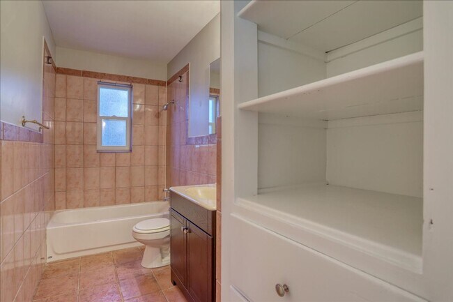 Building Photo - Ranch, no stairs, 1-car garage, fenced yar...