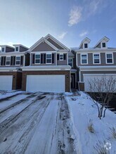 Building Photo - 2223 Ryegrass Ln
