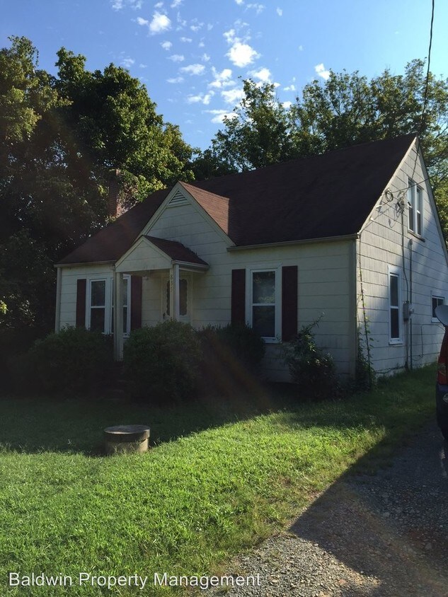 835 Robin Ave, WinstonSalem, NC 27106 House Rental in WinstonSalem