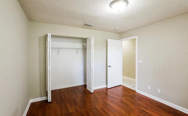 Foto del edificio - 22 14th Ave