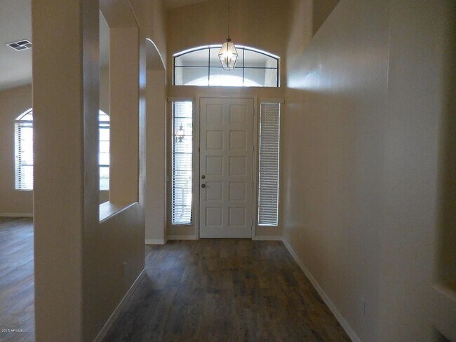 Building Photo - 4189 E Rancho Caliente Dr