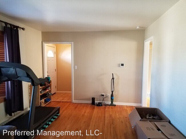 Building Photo - 3 br, 2 bath House - 3229 Acacia Drive