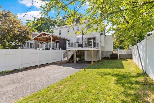 Foto del edificio - 133 Sunnyside Ave