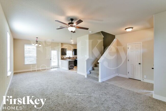 Building Photo - 6518 Woodstock Dr