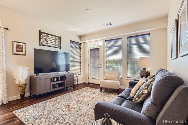Foto del edificio - 10176 Park Meadows Dr