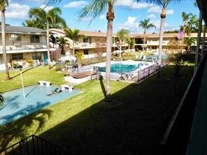 Foto principal - 7401 Pines Blvd